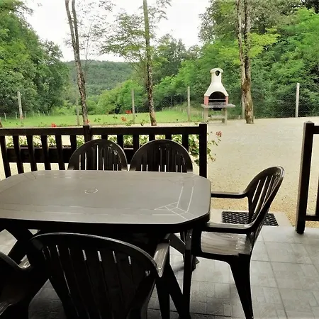 Les Acacias - Lesgitesdeshautsdevialot En Perigord Chalet *